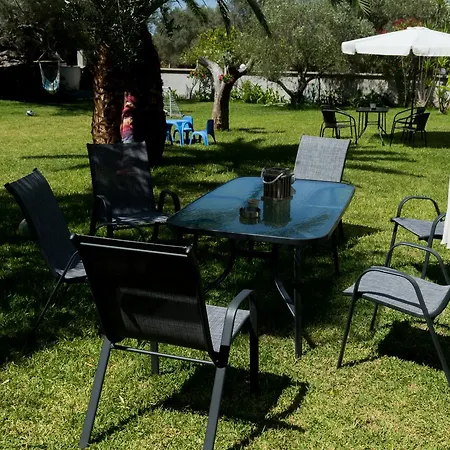 Elizabeth アパート Frínion