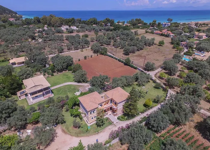 Elizabeth Apartment Frinion